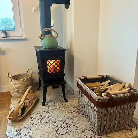 Stabenhof Mosel - Private Sauna, Whirlpool Und アパート ブローデンバッハ